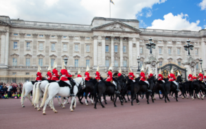 Cambio de Guardas en el Palacio de Buckingham en Londres